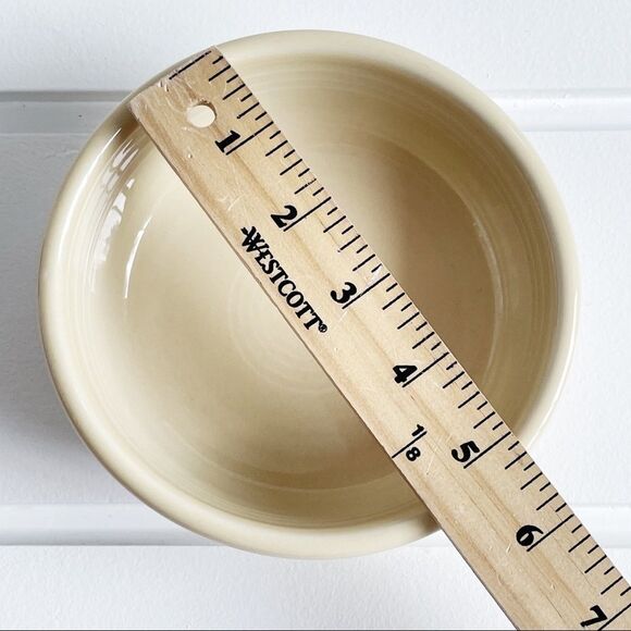 Fiesta Homer Laughlin 14 ounce Small Ivory Bowl - Picture 6 of 8